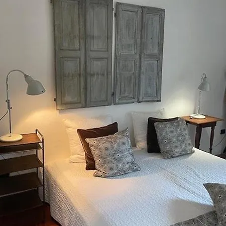 Rustic House With Panoramic View In Serrapiana